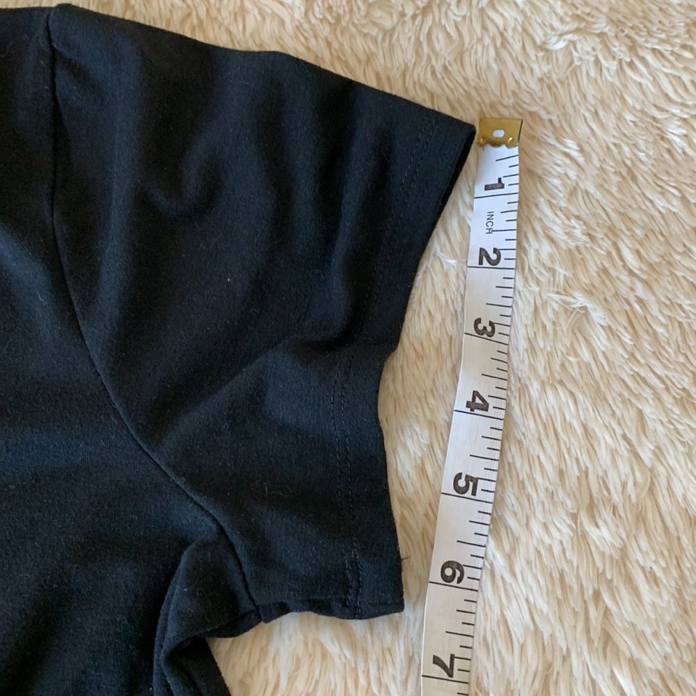 Black cold shoulder T shirt dress - Picture 15 of 16